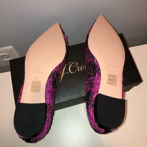 ⭐️ J. Crew Pointed-toe flats in tweed