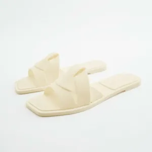 ❤️ Zara Rubberized Jelly Flat Sandals ❤️