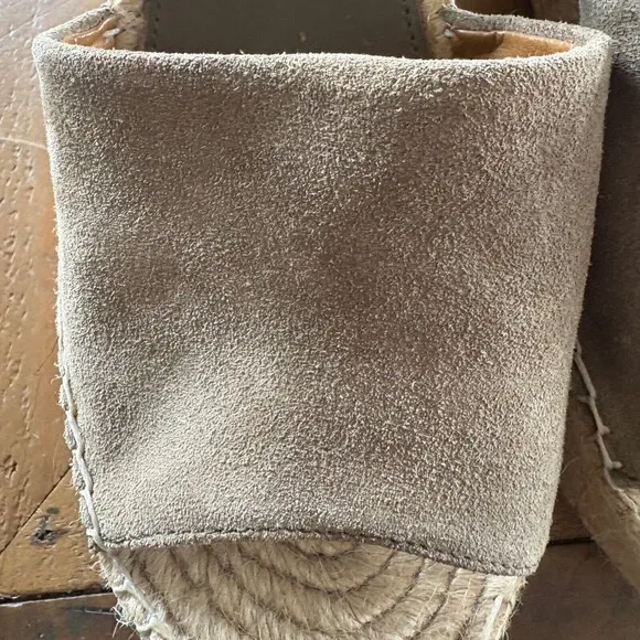 $150 MARC FISHER Adalyn Leather Suede Olive Espadrille Platform Wedge Sandal 9.5