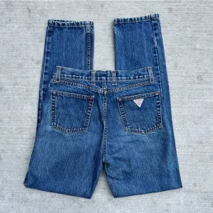90s Vintage Guess Highwasited Straight Leg Mom Jean Size 27