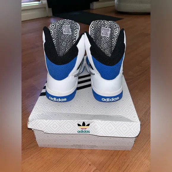 Adidas Mutumbo Royal Hi-Top Sneakers size 10.5
