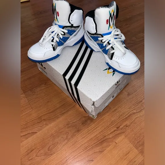Adidas Mutumbo Royal Hi-Top Sneakers size 10.5