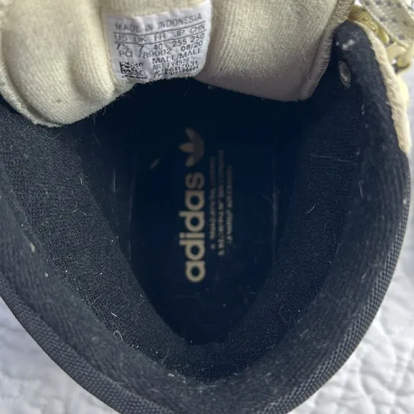 Adidas Originals •7.5• Men’s Top Ten High Top Sand Suede Sneakers