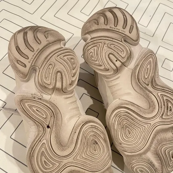 Adidas Yeezy 500 Blush/Desert Rat Sneakers