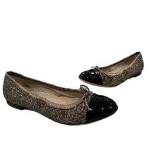 AGL Ballet gold and black flats