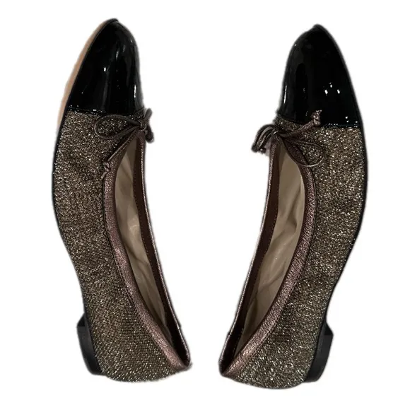 AGL Ballet gold and black flats