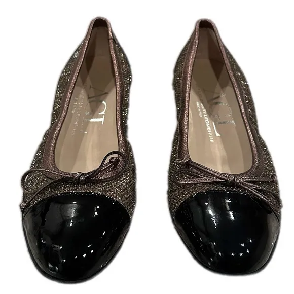 AGL Ballet gold and black flats
