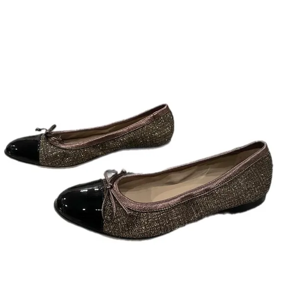 AGL Ballet gold and black flats