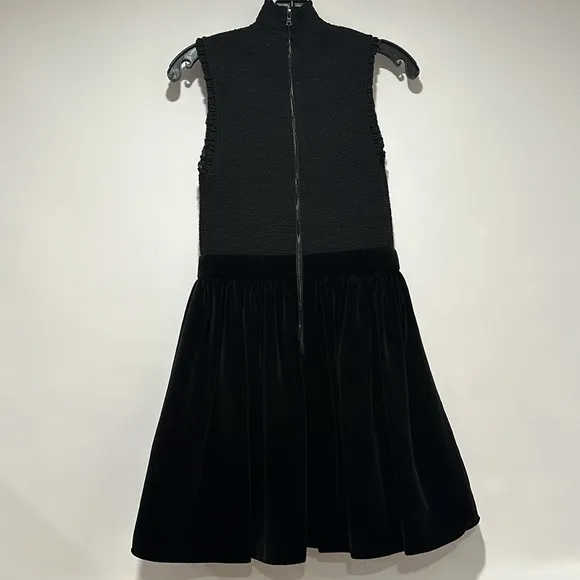 Alice and Olivia Barrett Sleeveless Black Mini Dress Size 2