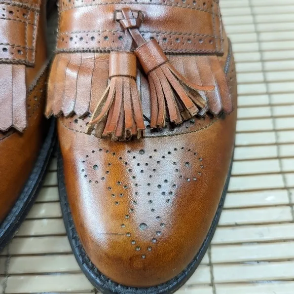 ALLEN EDMONDS Men's SIZE 11B 5059 BRIDGETON KILTIE TASSEL DRESS BROWN LOAFERS. 2