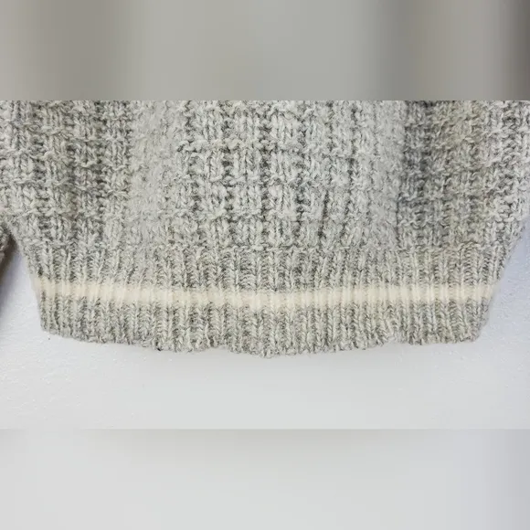 Alps Beige Sweater Waffle Knit Pullover Felted Flower Detail Collar Size Large