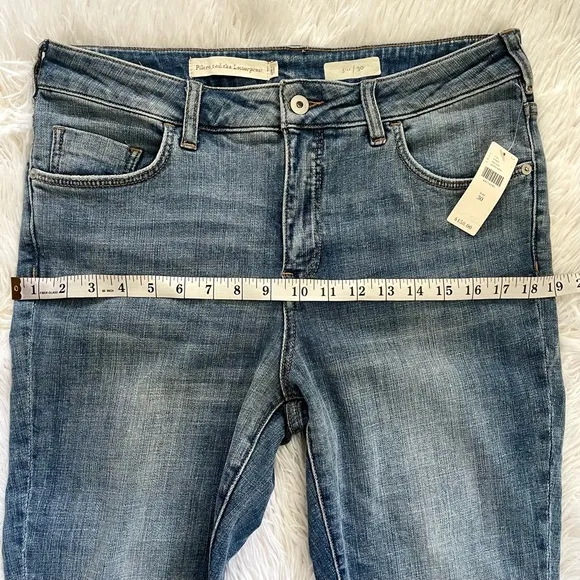 Anthro Pilcro High rise Embroidered Tiered cha cha flounce Lace Jean size 30 NWT