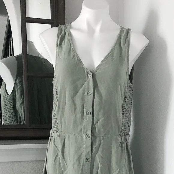Anthropologie’s Cloth &amp; Stone Dress Button Front Maxi Green Size M New w/o Tag