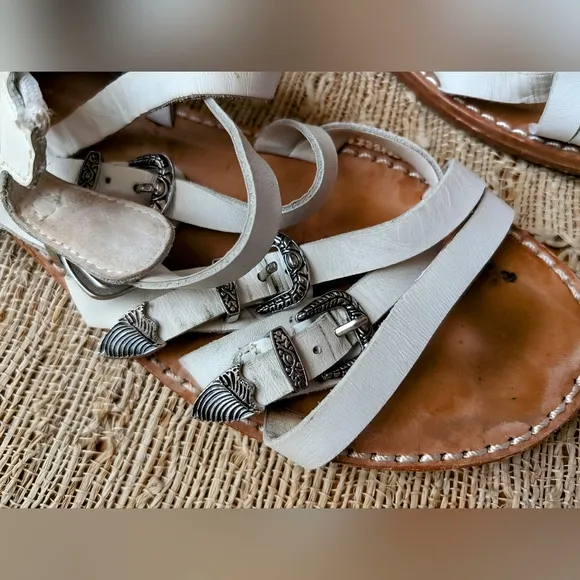 Ash • Penelope Buckle Flat Sandals in White