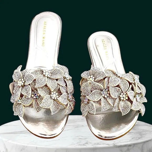 Azalea Wang Paisley Silver Size 7.5 Flashy Floral Flat Slide Sandals W FLAW