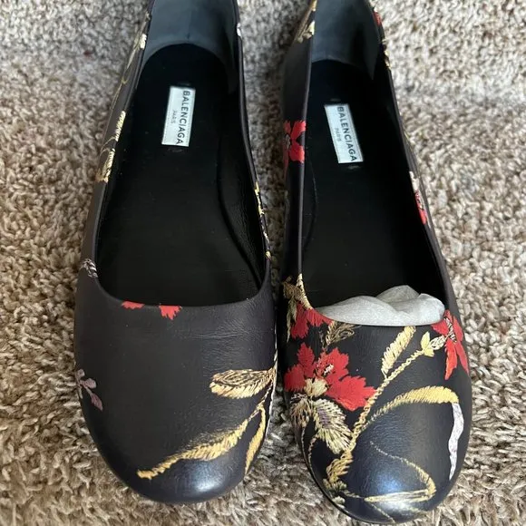 Balenciaga Women's Black Floral Leather Ballet Flats