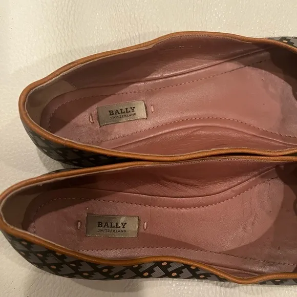 BALLY DULCINA FAWN COATED CANVAS LOGO LEATHER BOW BALLET FLATS