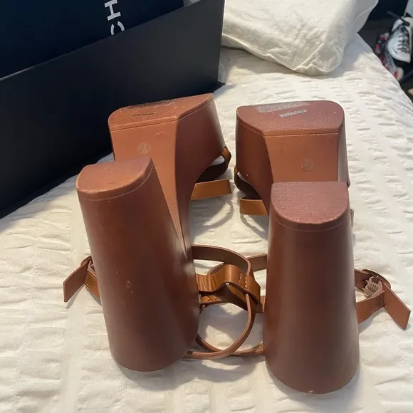 Bamboo Platform Strappy Tan Sandals
