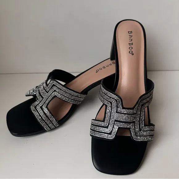 BAMBOO women’s black leather flat slide rhinestone sandals Heels Size:9