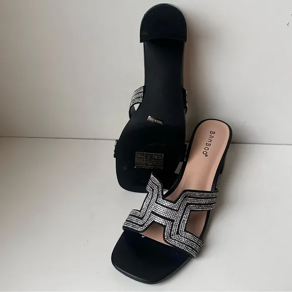 BAMBOO women’s black leather flat slide rhinestone sandals Heels Size:9