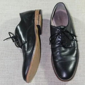 Banana Republic Black Lace Up Loafers