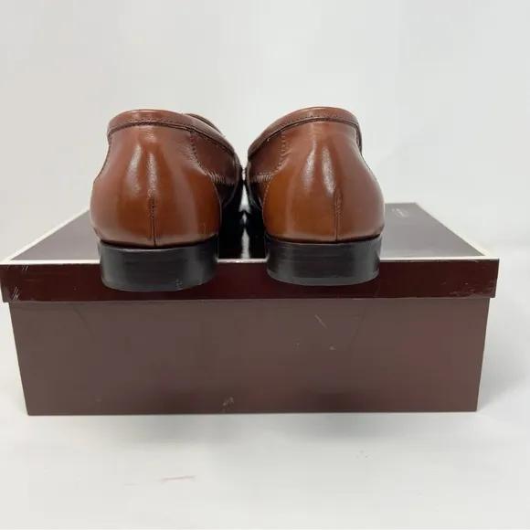 BASS glossy brown leather loafers fringed tassels size 9