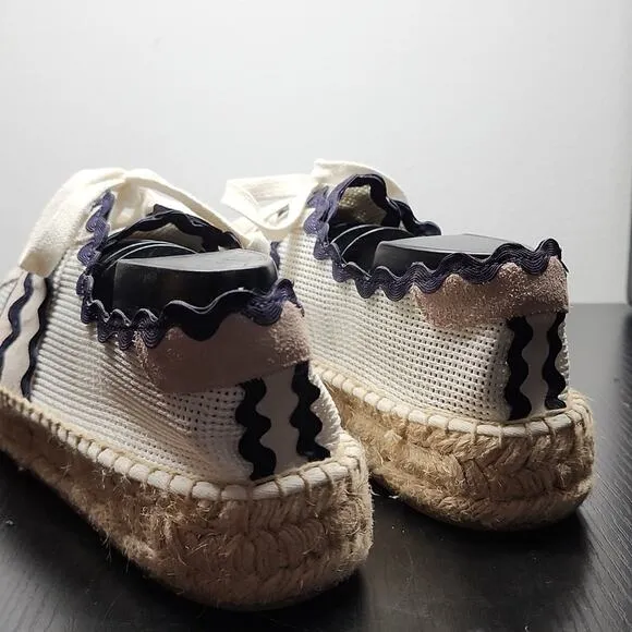 ☆BERNARDO☆ PLATFORM ESPADRILLE PERFORATED CANVAS SNEAKERS WOMAN'S 8.5 IN GUC