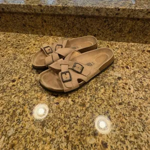 Birkenstock Betula Criss Cross Slide Sandals Tan Suede Buckle Size 39 US 8 SMOKE