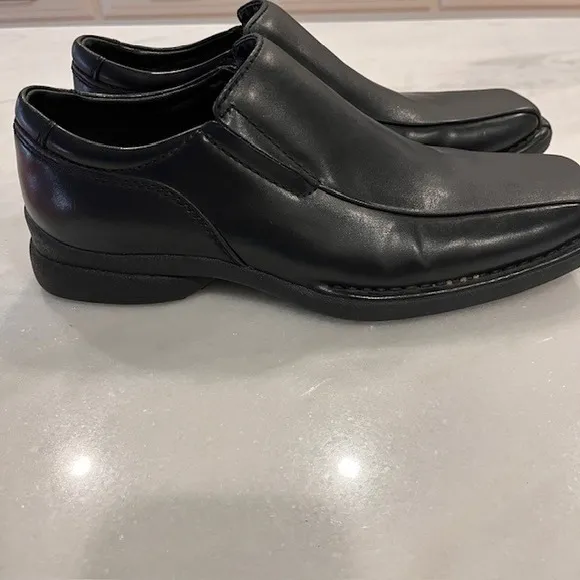 Black Leather Slip On Loafers Dress Shoes Square Toe Comfort Size 7