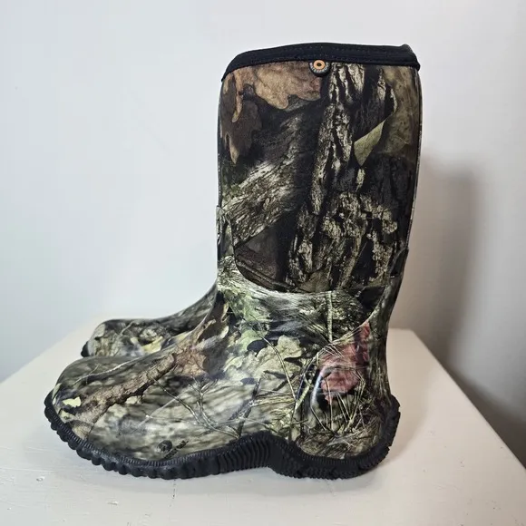 Bogs Camo Waterproof Winter Boots Youth Size 3