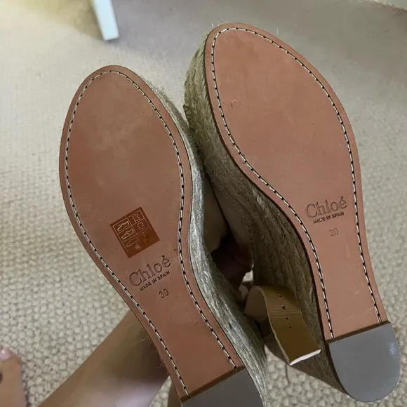 Brand New Chloe Suede Scalloped Accent Espadrilles Sz 39