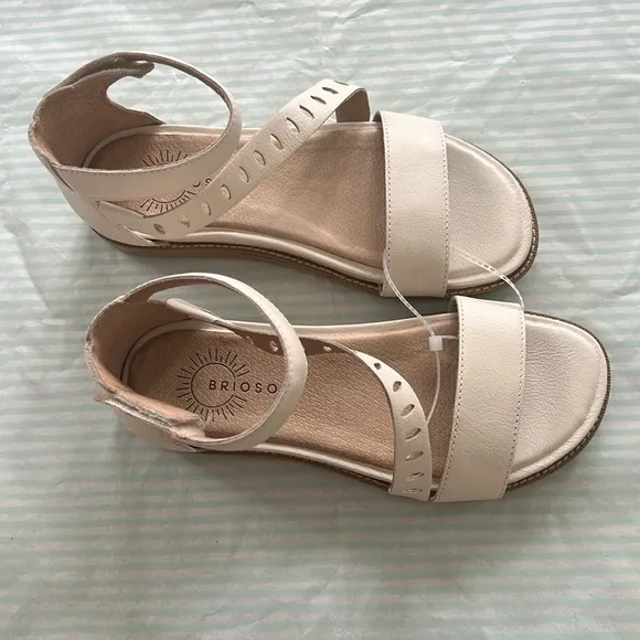 BriosoVista Asymmetrical Strappy Flat Sandals