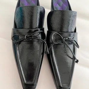 Burberry Black Loafers with Modern Square-Toe Design