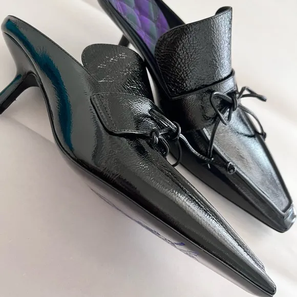 Burberry Black Loafers with Modern Square-Toe Design