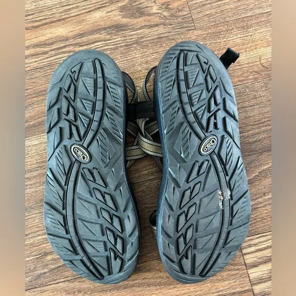 Chaco Sandals Men 10 Z/2 Yampa Metal Strappy Toe Loop Water Hiking