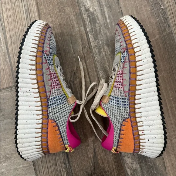 CHLOÉ  Nama Stitch Walking Sneakers in Pop Orange size 41