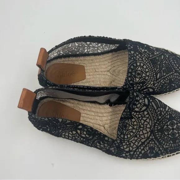Chloe Women’s Scalloped Lace Espadrille Flat Black Approximating Size 7 Slip On
