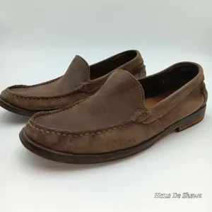 Clarks Men's 9 Classic Leather Loafers Dress Shoes Comfort Slip On Brown