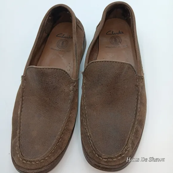 Clarks Men's 9 Classic Leather Loafers Dress Shoes Comfort Slip On Brown