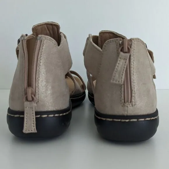 Clarks Metallic Tan Strappy Buckle Faux Leather Sandals Women's 9.5