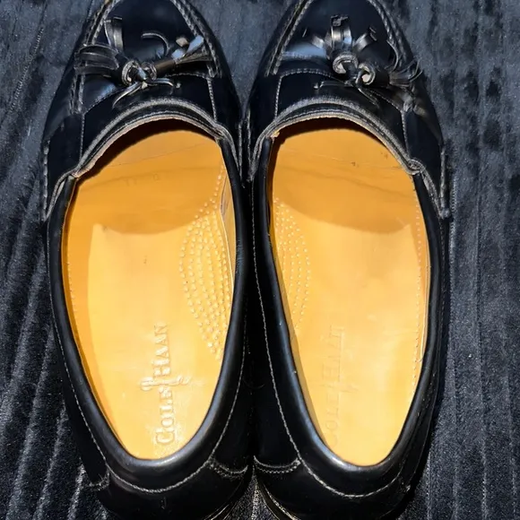 Cole Haan Men's Black Tassel Loafers Size 11 EUC Classic Made in Italy Leather