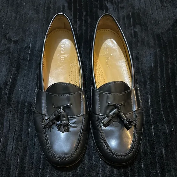 Cole Haan Men's Black Tassel Loafers Size 11 EUC Classic Made in Italy Leather