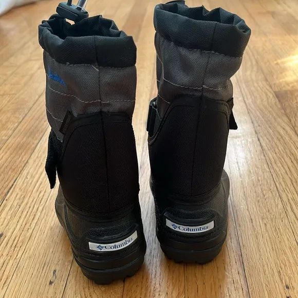 Columbia snow boots New