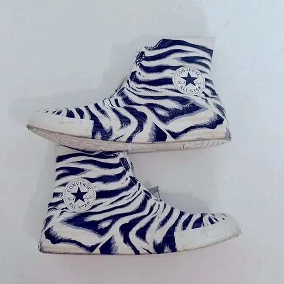 CONVERSE CTAS CHUCK TAYLOR ALL STAR SHROUD HI Zebra striped women's 8.5