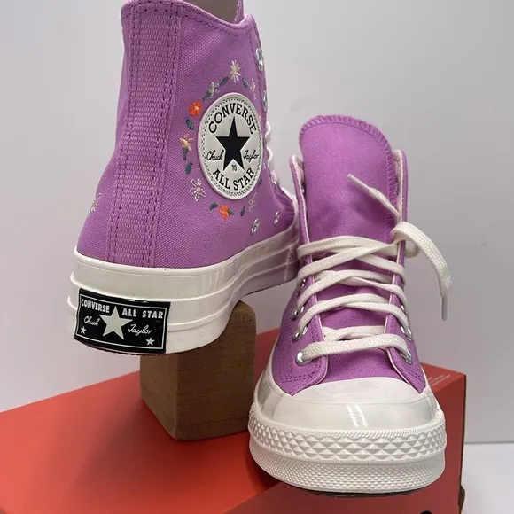 Converse WMNS Purple High-Top Sneakers A11561FCHUCK 70 HIGRAPE FIZZ/EGRET/EGRE