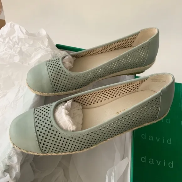David Tate Womens Nadine Closed Toe Espadrilles Wedge Heel Shoes Mule 7.5 Narrow