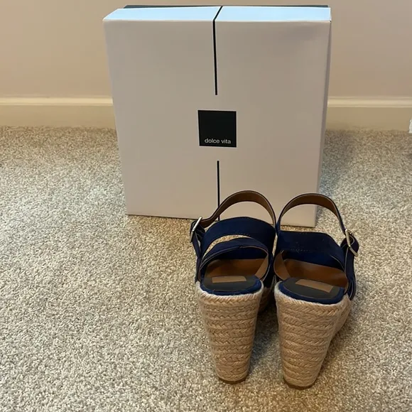 Dolce Vita platform espadrilles. Size 6. New!