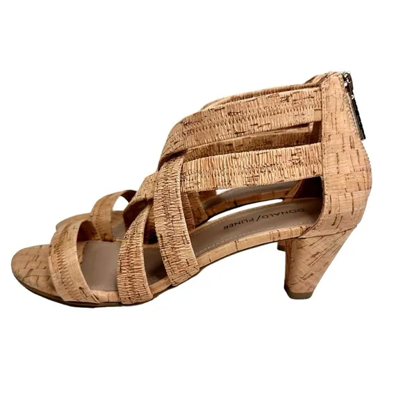 Donald J Pliner Vida Strappy Cork Heeled Sandals Beige Tan SZ 8