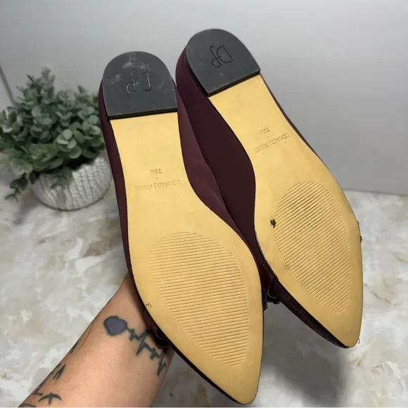 Donald J. Pliner Women’s Bettina Leather Pointed Toe Flats Burgundy Size‎ 7 1/2M