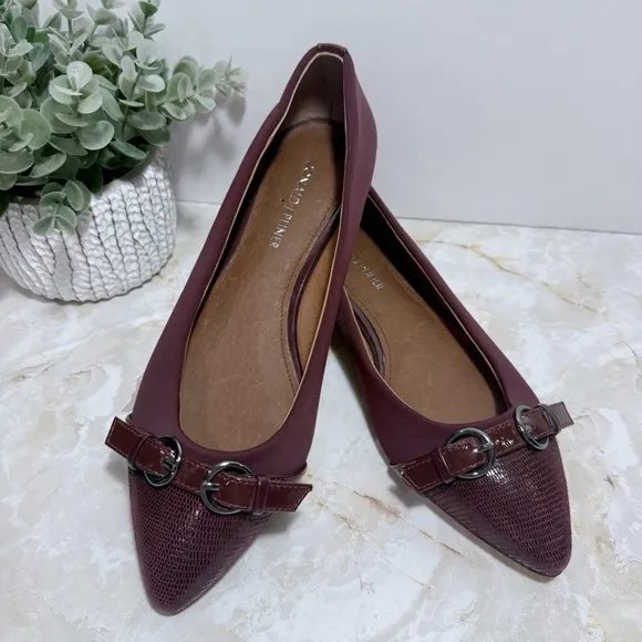 Donald J. Pliner Women’s Bettina Leather Pointed Toe Flats Burgundy Size‎ 7 1/2M